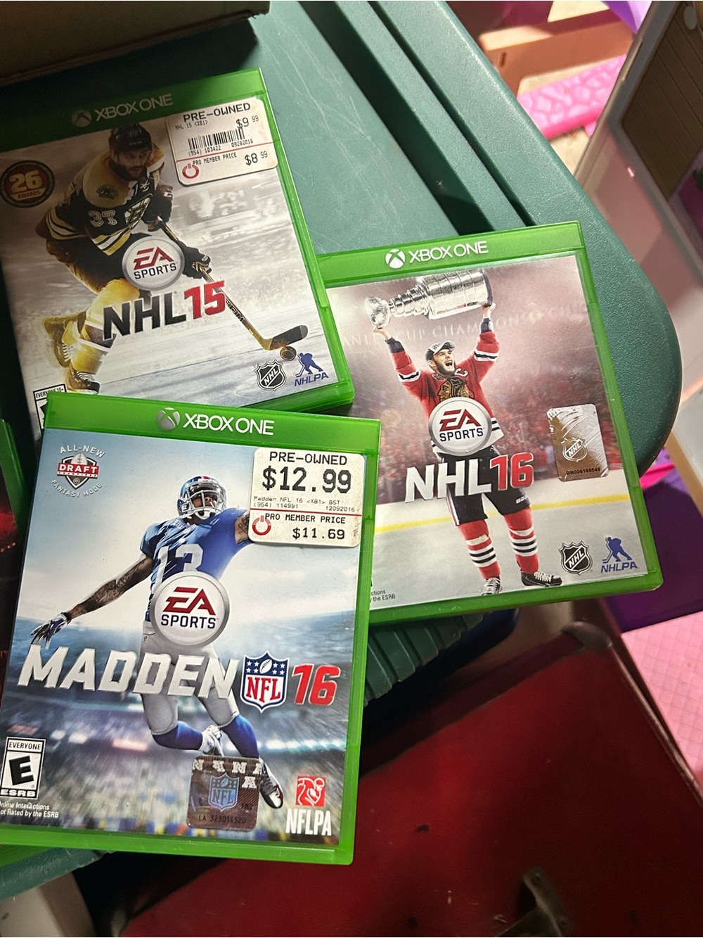 Xbox one game bundle - Picture 3 of 3